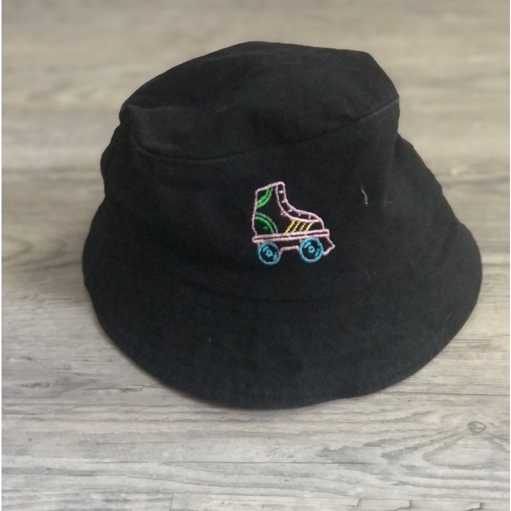 Black Bucket Hat